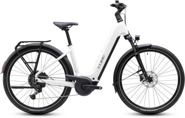 Cube Touring Hybrid ONE 600 metallicwhite'n'chrome Gr&ouml;&szlig;e: Easy Entry 46 cm