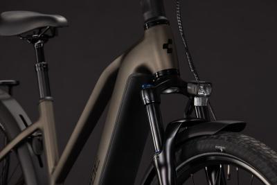Cube Touring Hybrid Pro 800 metallicumbra'n'black Gr&ouml;&szlig;e: Trapeze 46 cm Produktbild 5