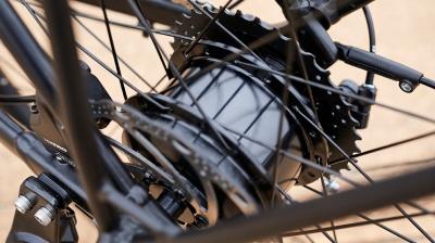 Trek FX+ 2 SO LT L Satin Trek Black Produktbild 1