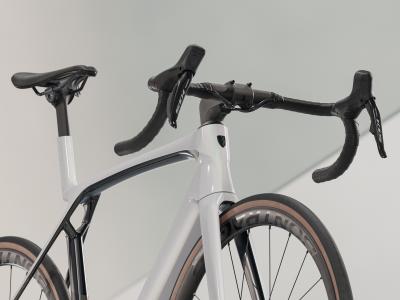 Trek Madone SL 6 M White Prismatic Produktbild 4