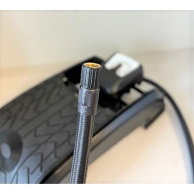 Michelin DOPPELZYLINDER Fu&szlig;luftpumpe / 7 Bar / Analog / PRESTA & Schrader Ventil / Spielz Produktbild 2